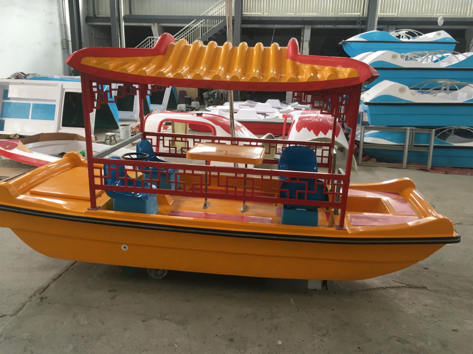 4人畫(huà)舫電動(dòng)船 仿古電動(dòng)船