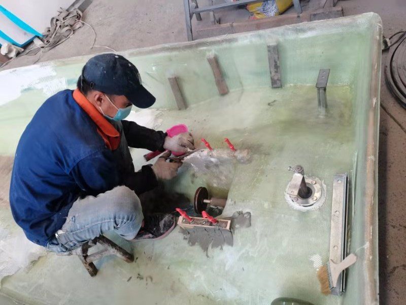 公園游船維護(hù)